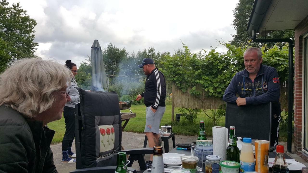 Vakantiehuis "Aan De Zandweg" Villa Roderesch Eksteriør billede